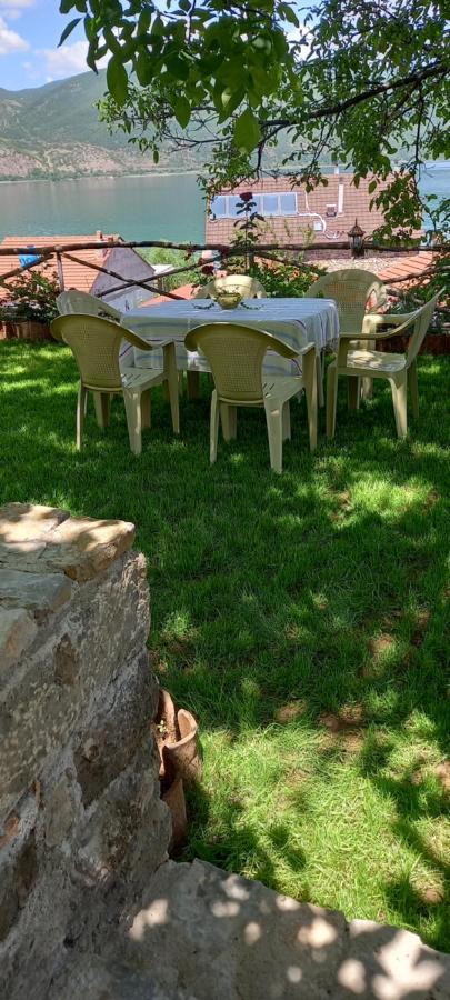 Roleo Guest House Lini エクステリア 写真