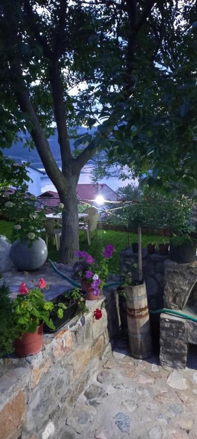 Roleo Guest House Lini エクステリア 写真