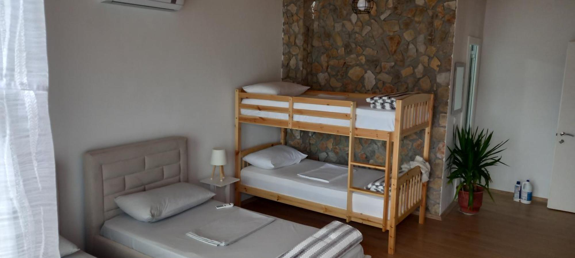 Roleo Guest House Lini エクステリア 写真