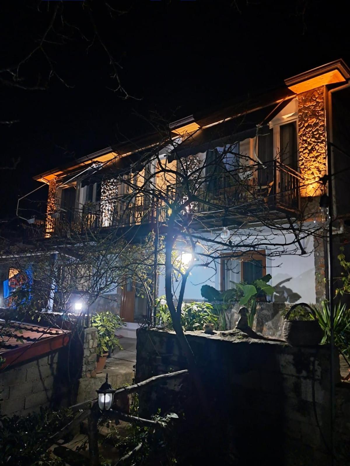 Roleo Guest House Lini エクステリア 写真
